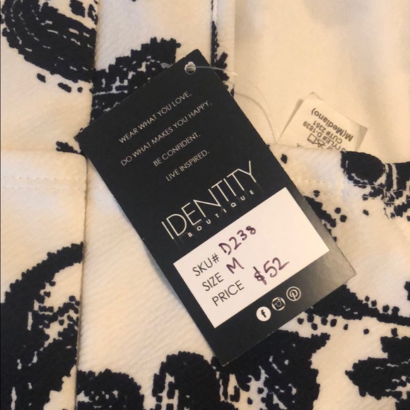 Black and White sleeveless dress - Picture 6 of 6